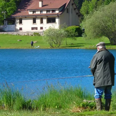 Logement Atypique Van Amenage Luxueux Campingplatz Charix
